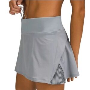 Lululemon Skirt Women 8 Rhino Gray Play Off The Pleats Skort Tennis Golf